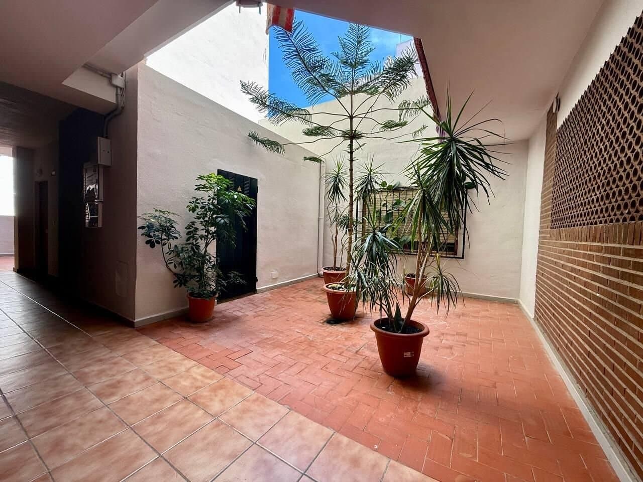 2-Bedroom Apartment in Estacion de Autobuses, Torrevieja - 24