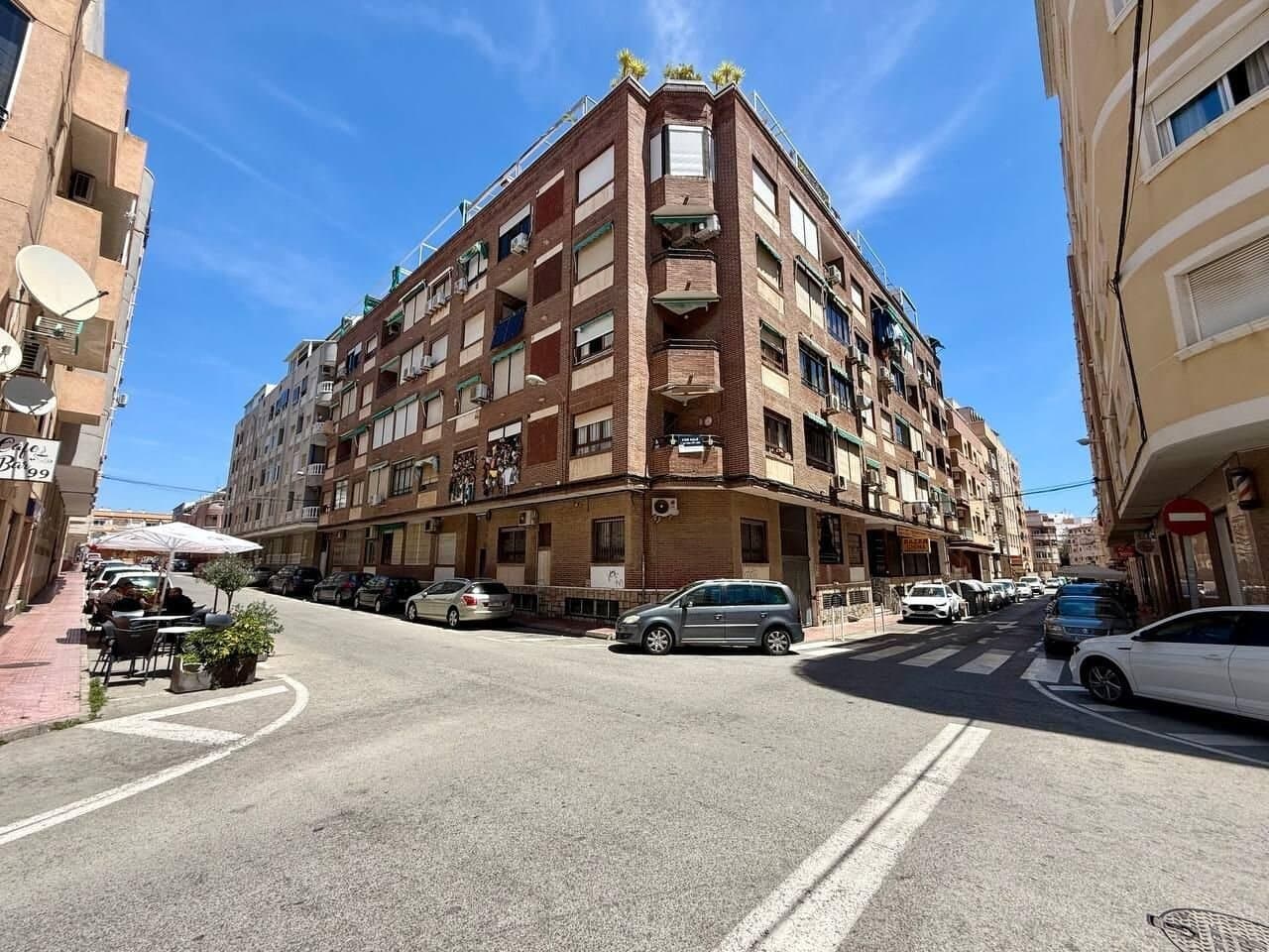2-Bedroom Apartment in Estacion de Autobuses, Torrevieja - 28