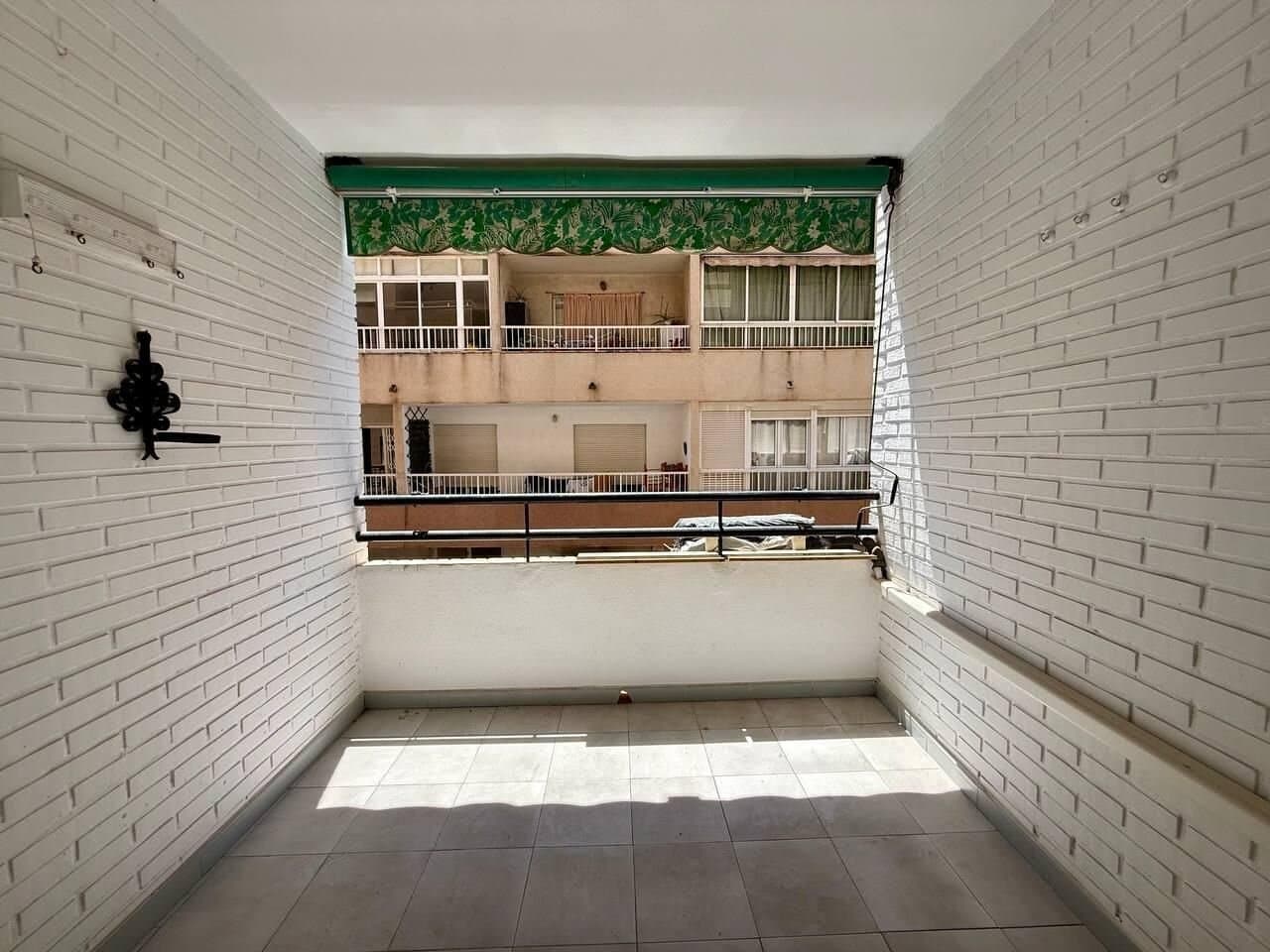 2-Bedroom Apartment in Estacion de Autobuses, Torrevieja - 5