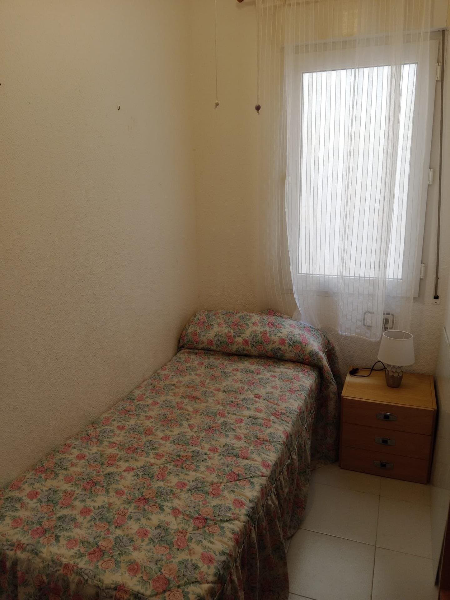 3-Bedroom Apartment in Estacion de Autobuses, Torrevieja - 3