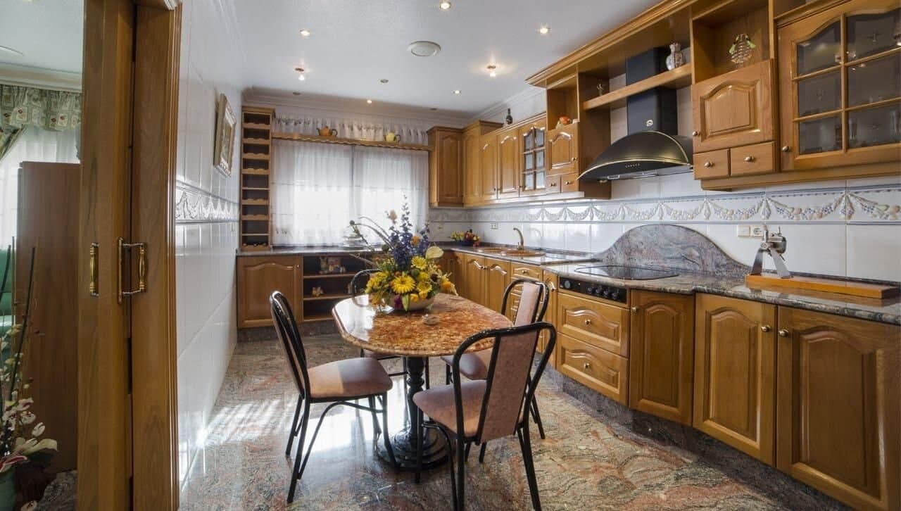 5-Bedroom House in Los Alcázares - 17