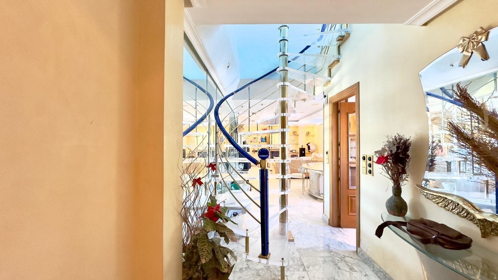 2-Bedroom Penthouse in Torrevieja - 18