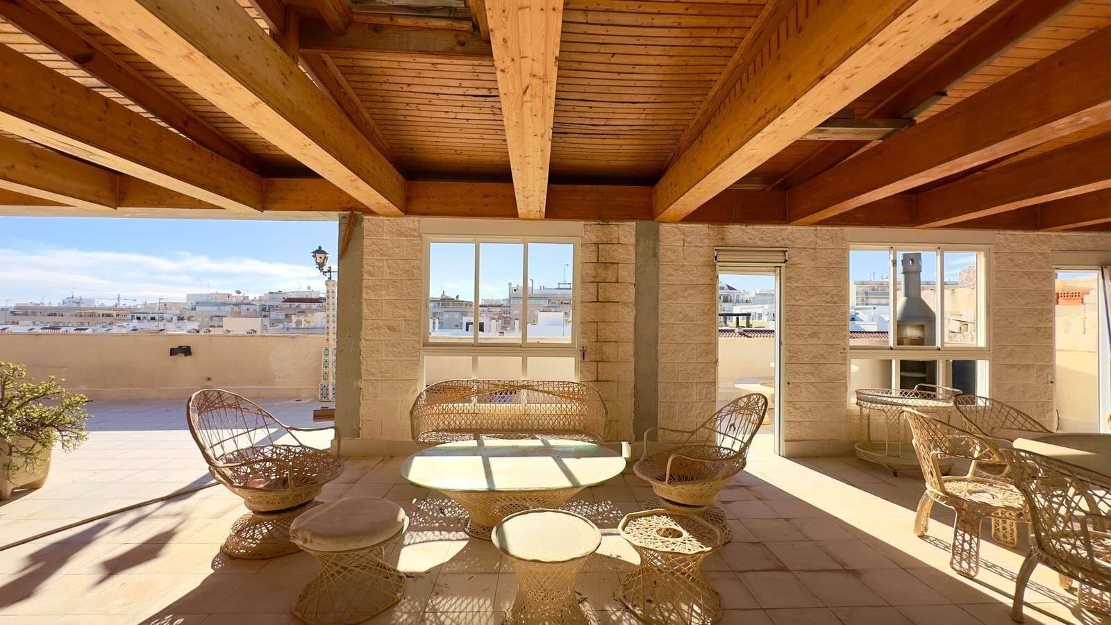 2-Bedroom Penthouse in Torrevieja - 29