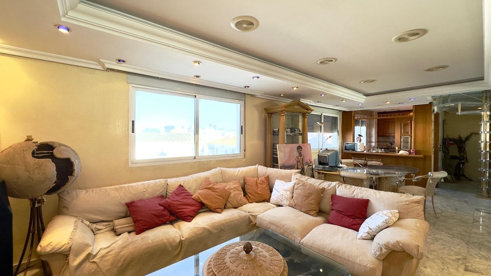 2-Bedroom Penthouse in Torrevieja - 4