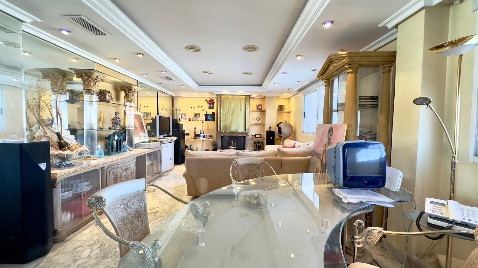 2-Bedroom Penthouse in Torrevieja - 5