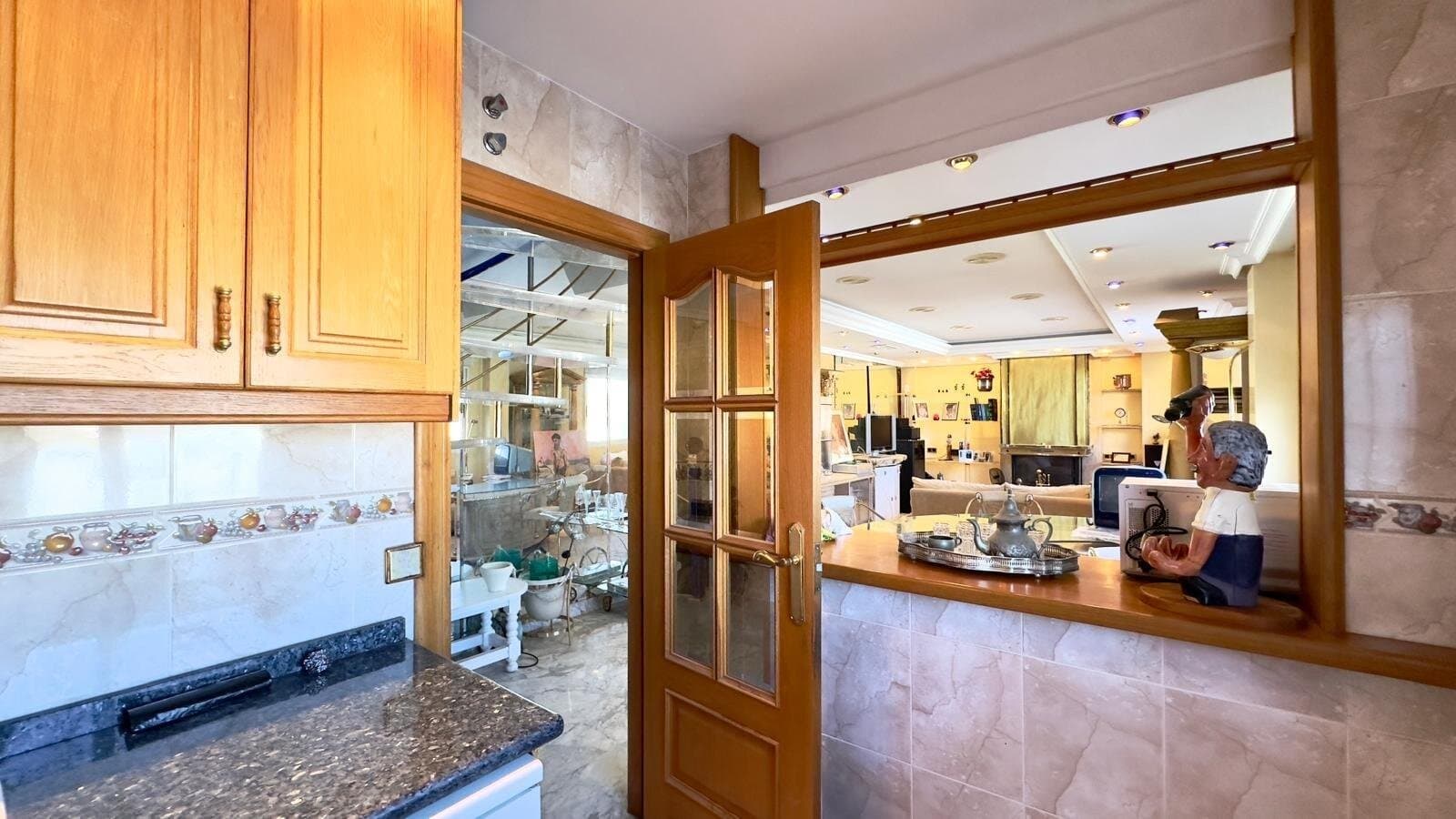 2-Bedroom Penthouse in Torrevieja - 7