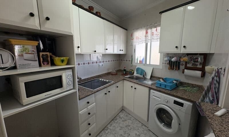 3-Bedroom Apartment in Estacion de Autobuses, Torrevieja - 11