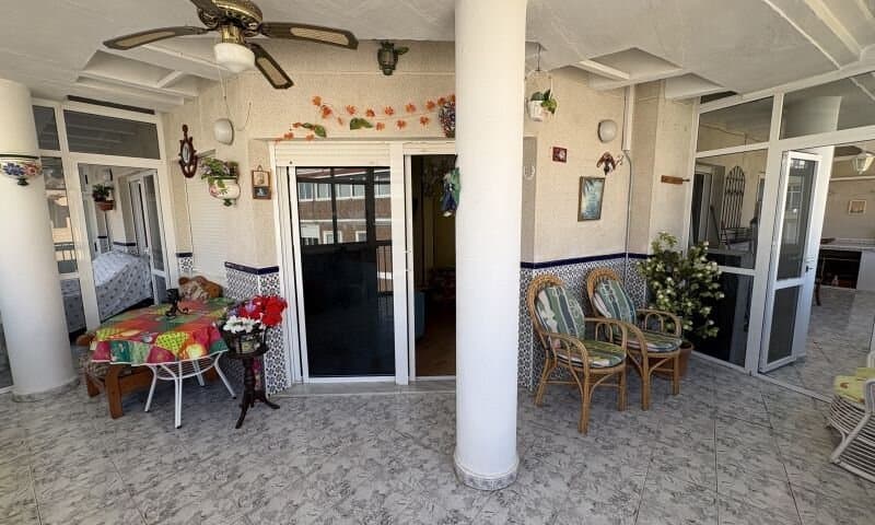 3-Bedroom Apartment in Estacion de Autobuses, Torrevieja - 3