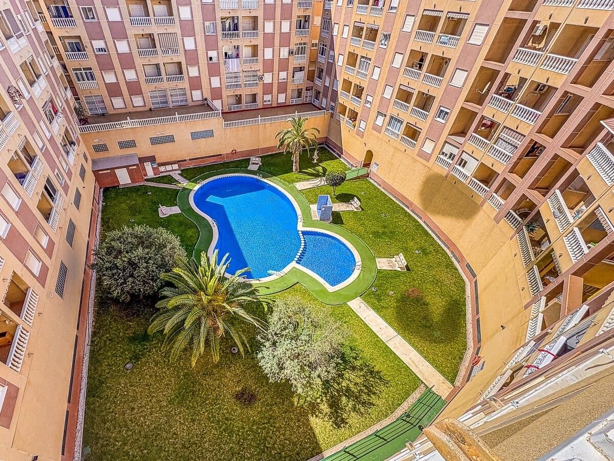 2-Bedroom Apartment in Centro, Torrevieja