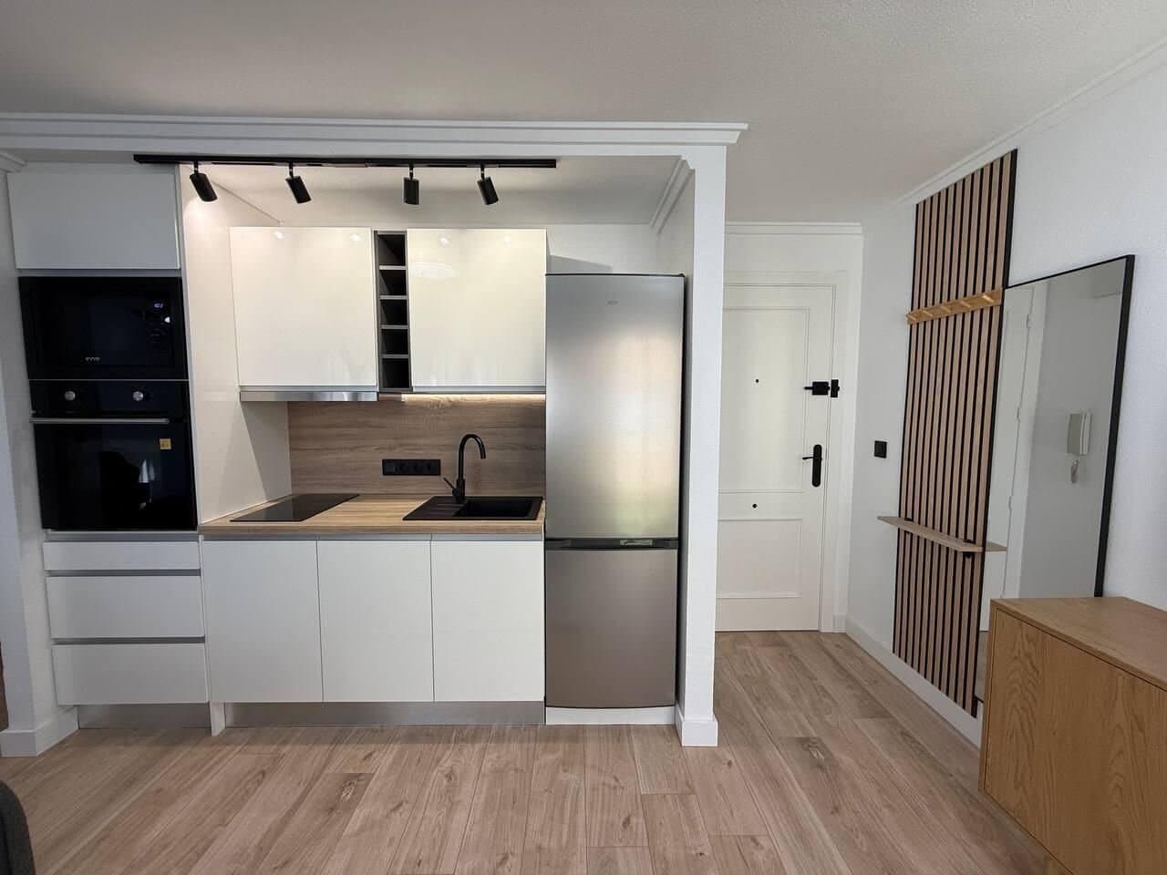 2-Bedroom Apartment in Centro, Torrevieja - 12