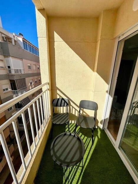 2-Bedroom Apartment in Centro, Torrevieja - 13