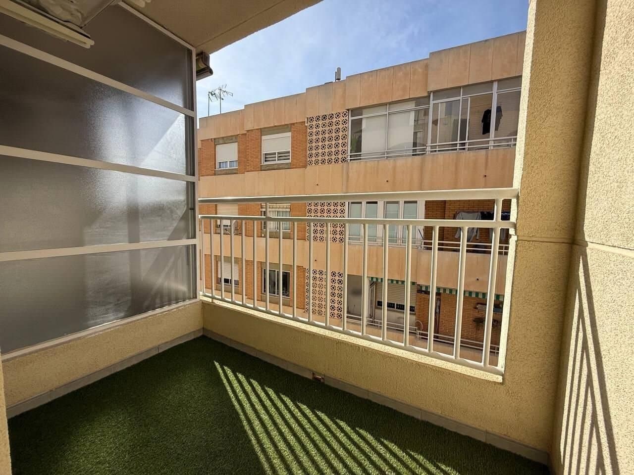 2-Bedroom Apartment in Centro, Torrevieja - 15
