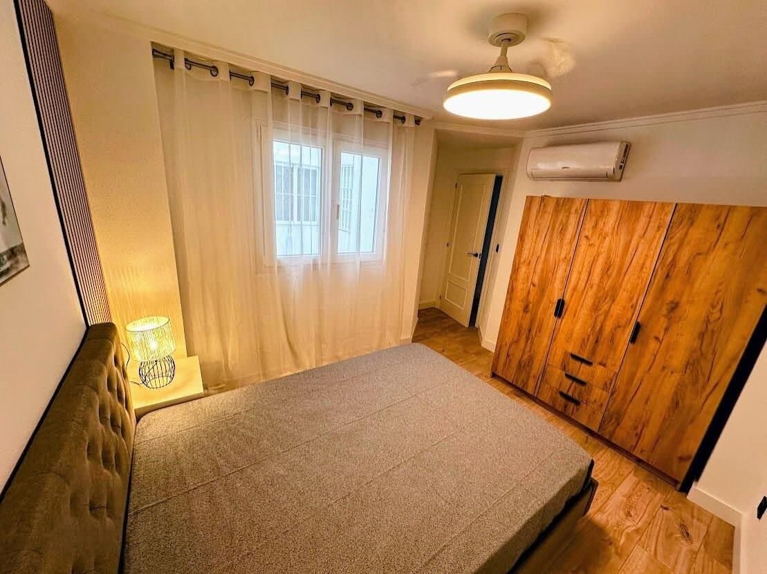 2-Bedroom Apartment in Centro, Torrevieja - 19