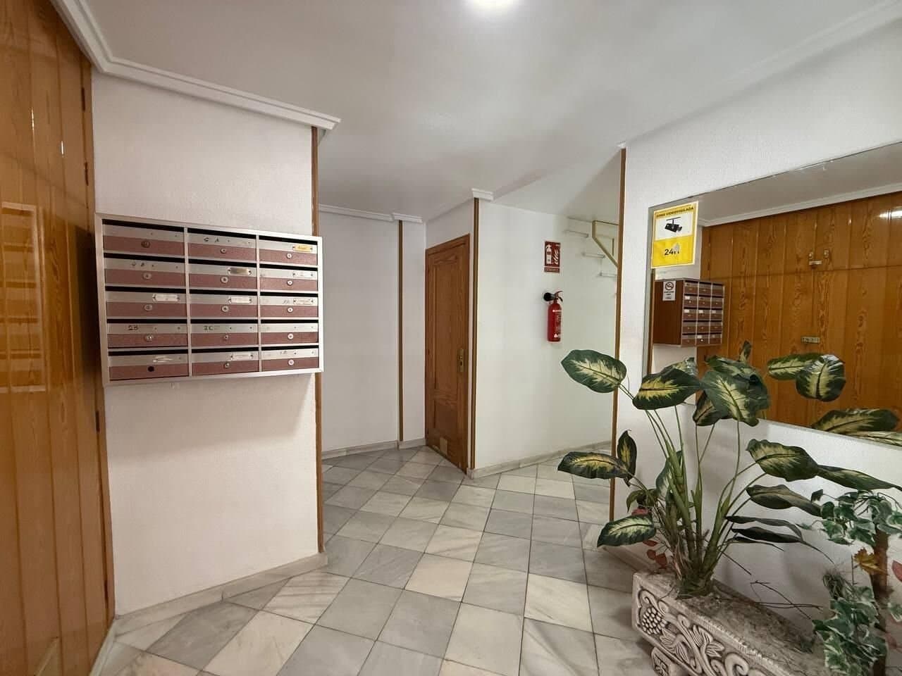 2-Bedroom Apartment in Centro, Torrevieja - 32