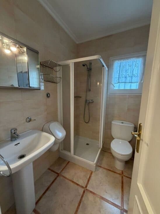 Villa de 5 Dormitorios en La Zenia, Orihuela Costa - 11