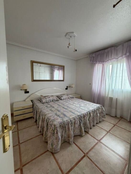Villa de 5 Dormitorios en La Zenia, Orihuela Costa - 12