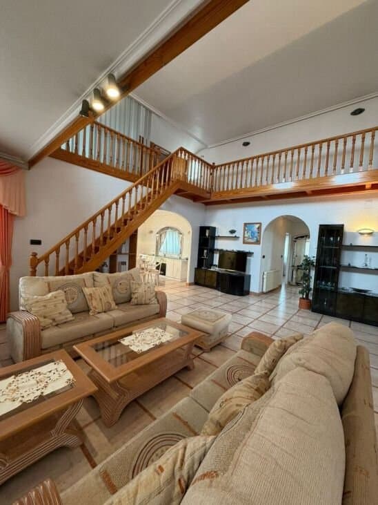 Villa de 5 Dormitorios en La Zenia, Orihuela Costa - 5