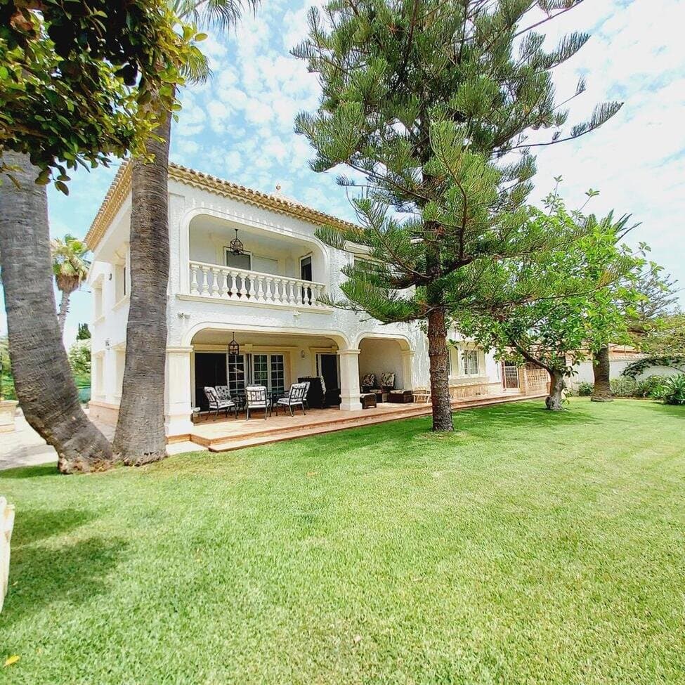 7-Zimmer Villa in Lomas de Cabo Roig, Orihuela Costa