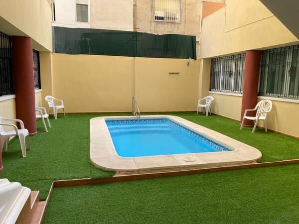 Appartement met 2 Slaapkamers in Estacion de Autobuses, Torrevieja