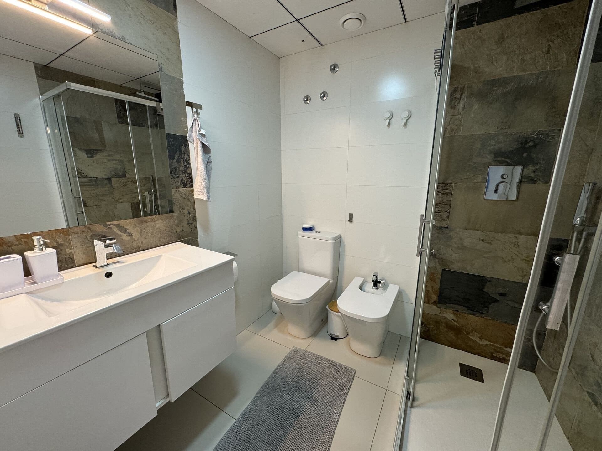 2-Bedroom Apartment in Estacion de Autobuses, Torrevieja - 14