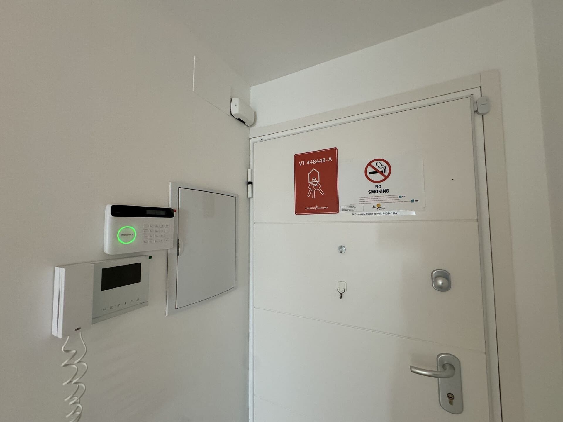 2-Bedroom Apartment in Estacion de Autobuses, Torrevieja - 18