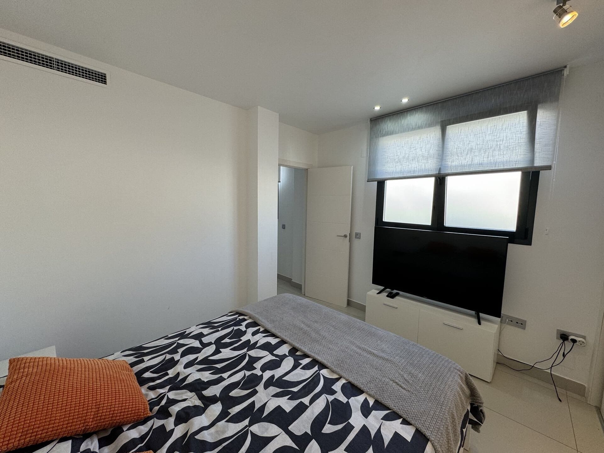 2-Bedroom Apartment in Estacion de Autobuses, Torrevieja - 9