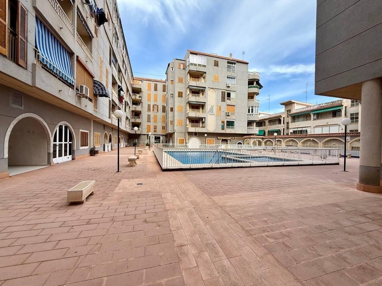 Apartamento de 2 Dormitorios en Acequion, Torrevieja - 25