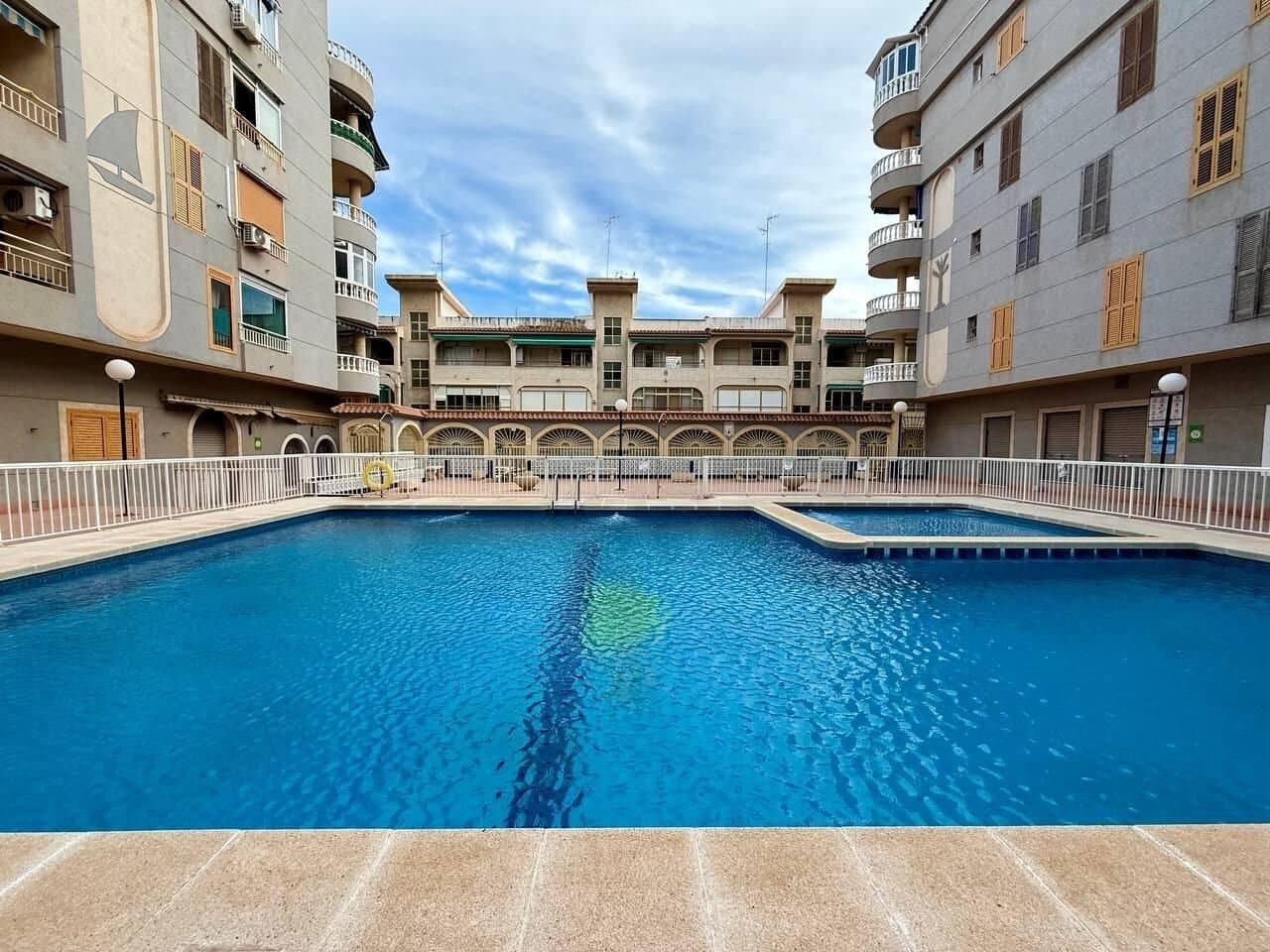 Apartamento de 2 Dormitorios en Acequion, Torrevieja - 3