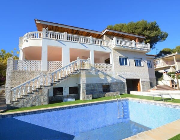 Villa de 10 Dormitorios en Las Ramblas, Orihuela Costa