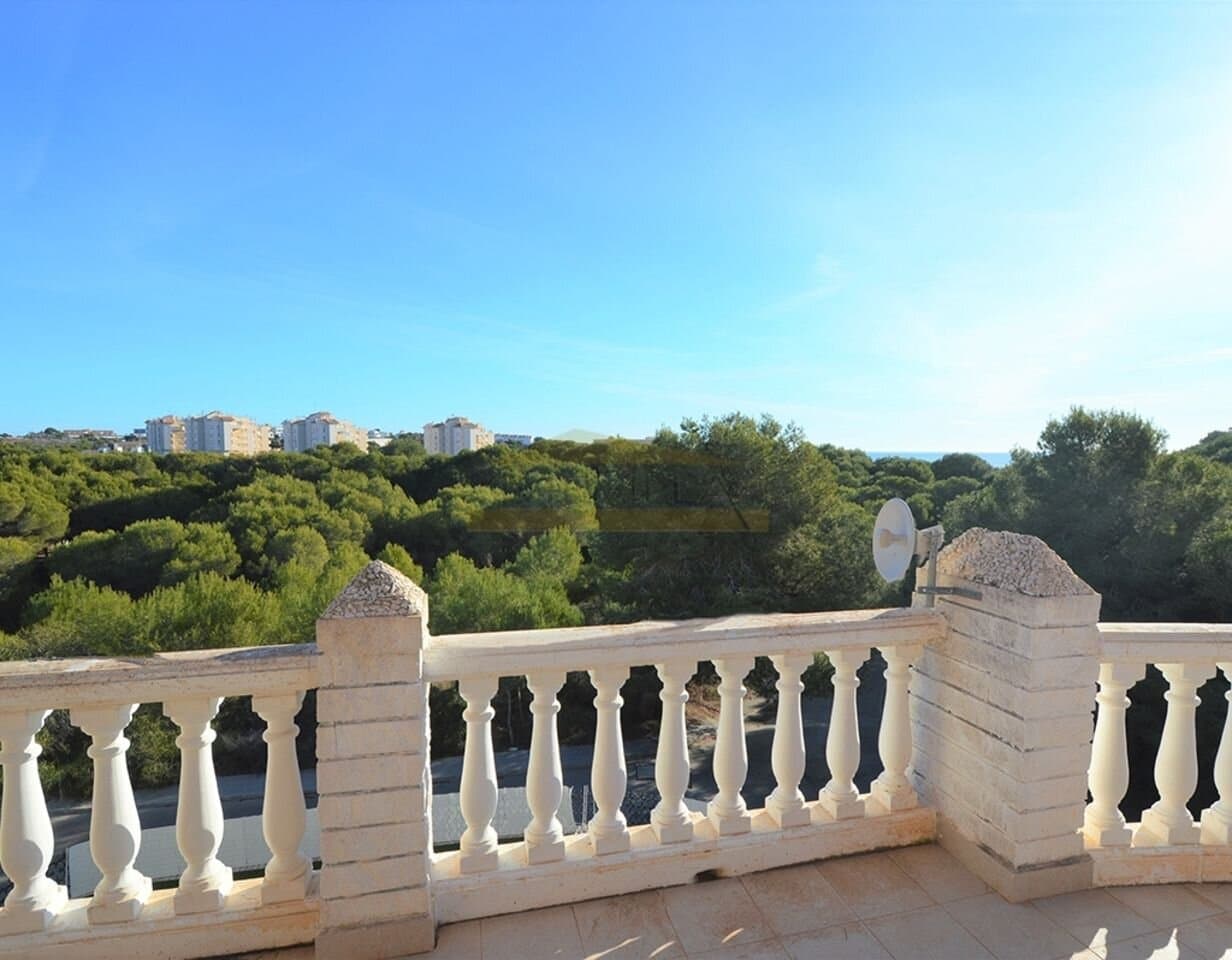 Villa de 10 Dormitorios en Las Ramblas, Orihuela Costa - 11