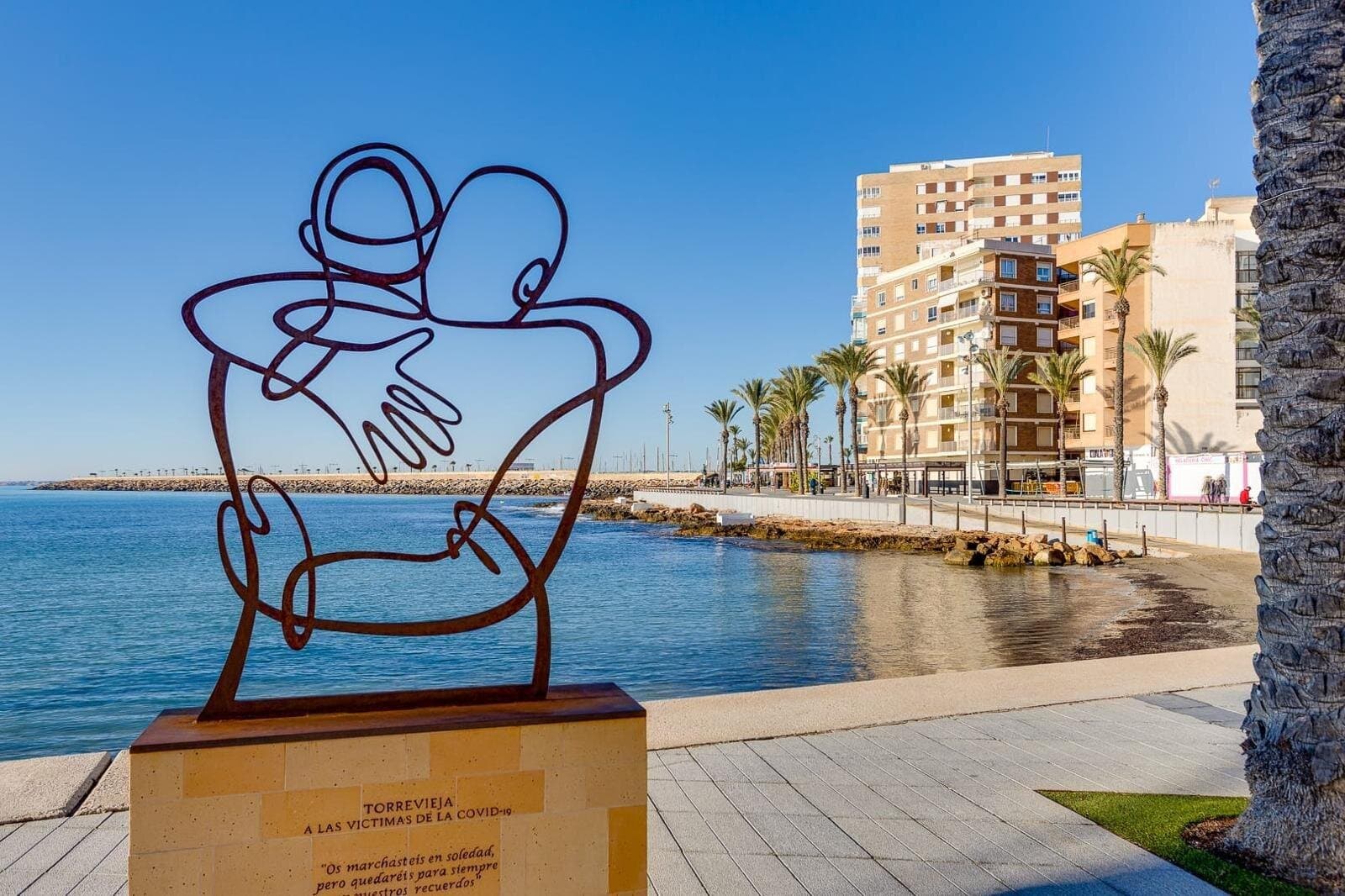 2-Bedroom Apartment in Estacion de Autobuses, Torrevieja - 16