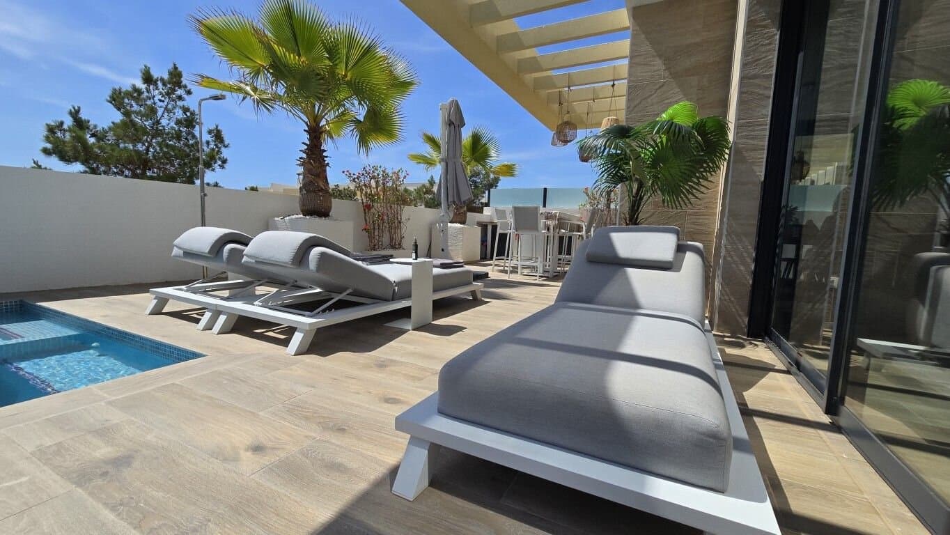 Villa de 3 Dormitorios en Costa Blanca Sur, Los Montesinos - 11
