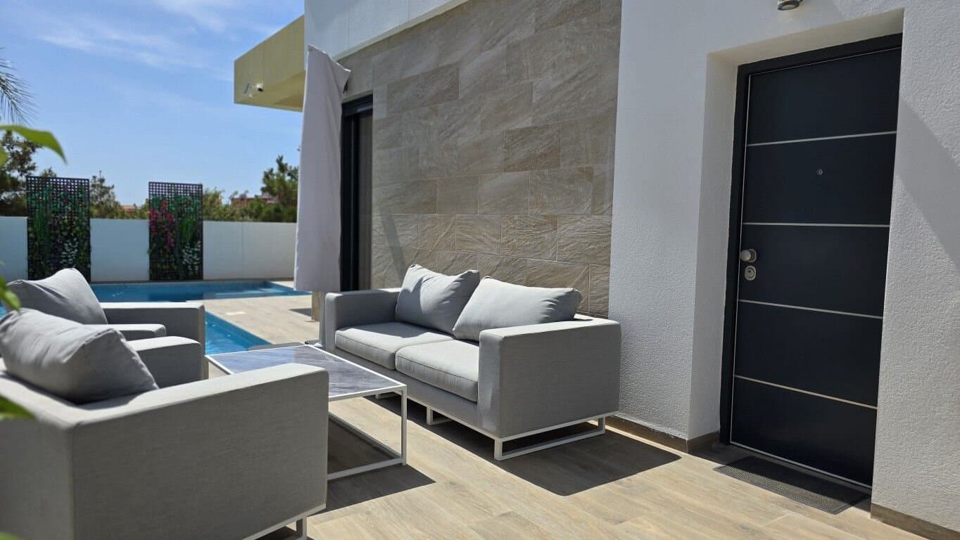 Villa de 3 Dormitorios en Costa Blanca Sur, Los Montesinos - 15