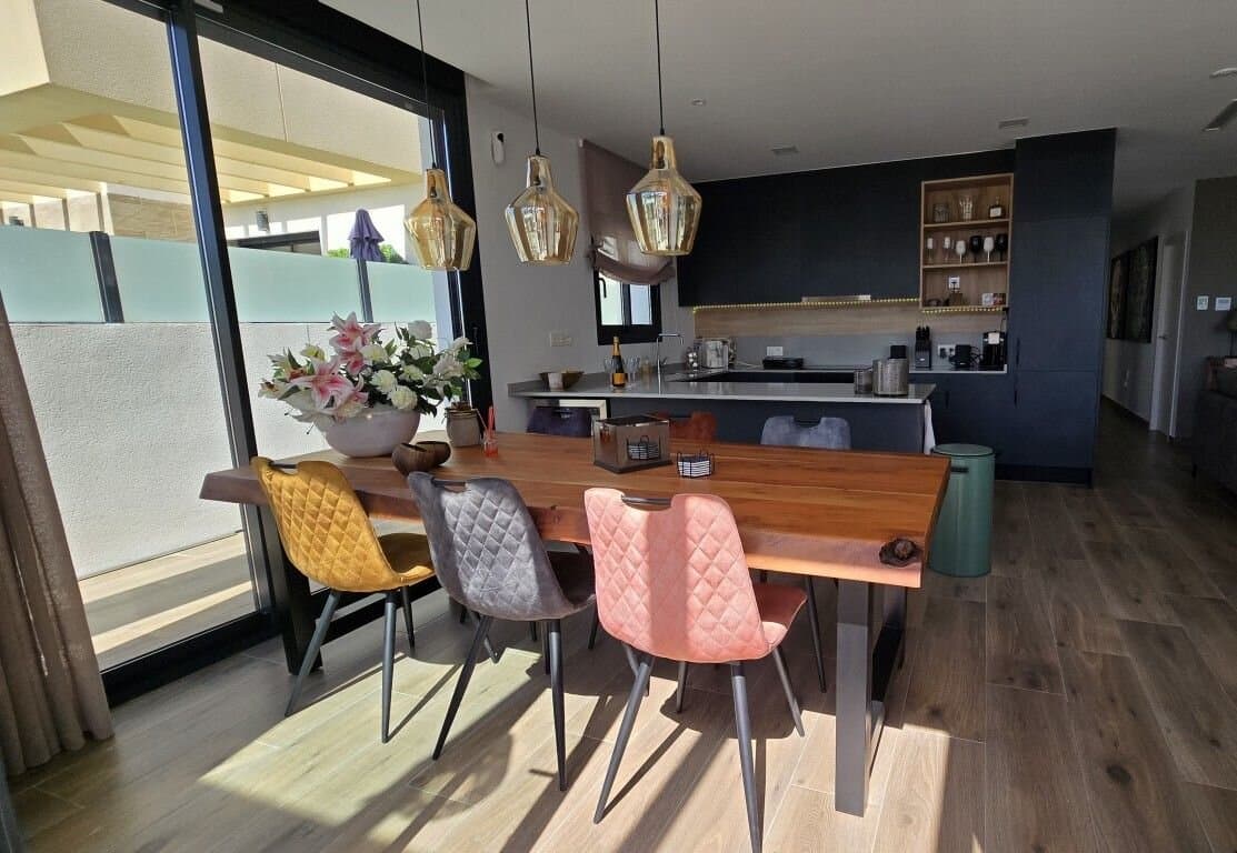 Villa de 3 Dormitorios en Costa Blanca Sur, Los Montesinos - 4