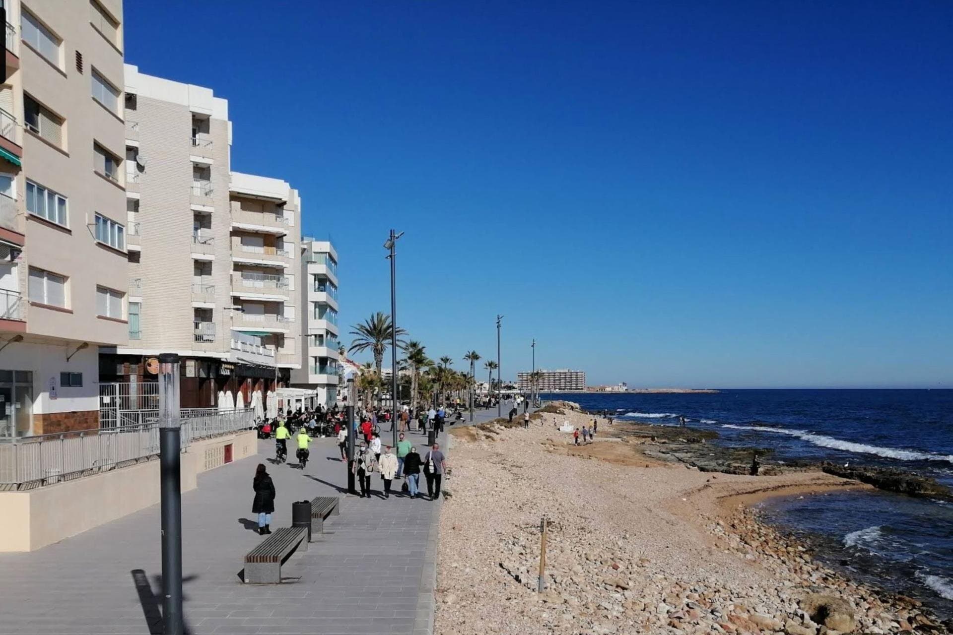 2-Bedroom Apartment in Estacion de Autobuses, Torrevieja - 30