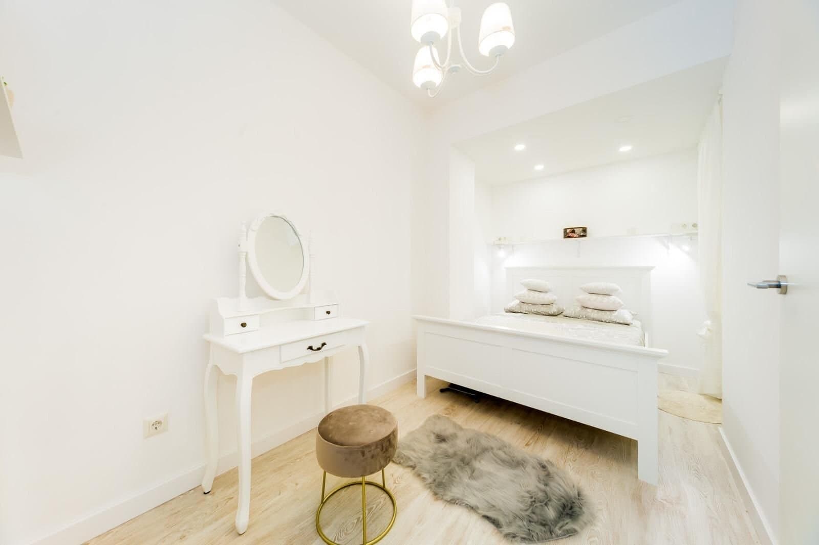 1-Bedroom Apartment in Torrevieja, Torrevieja - 10