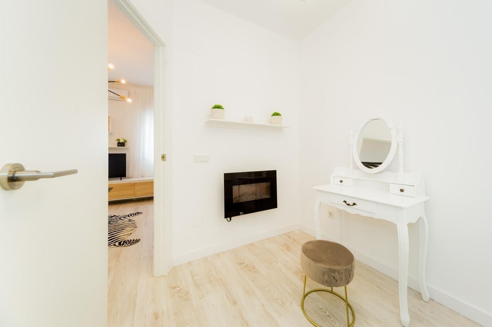 1-Bedroom Apartment in Torrevieja, Torrevieja - 13