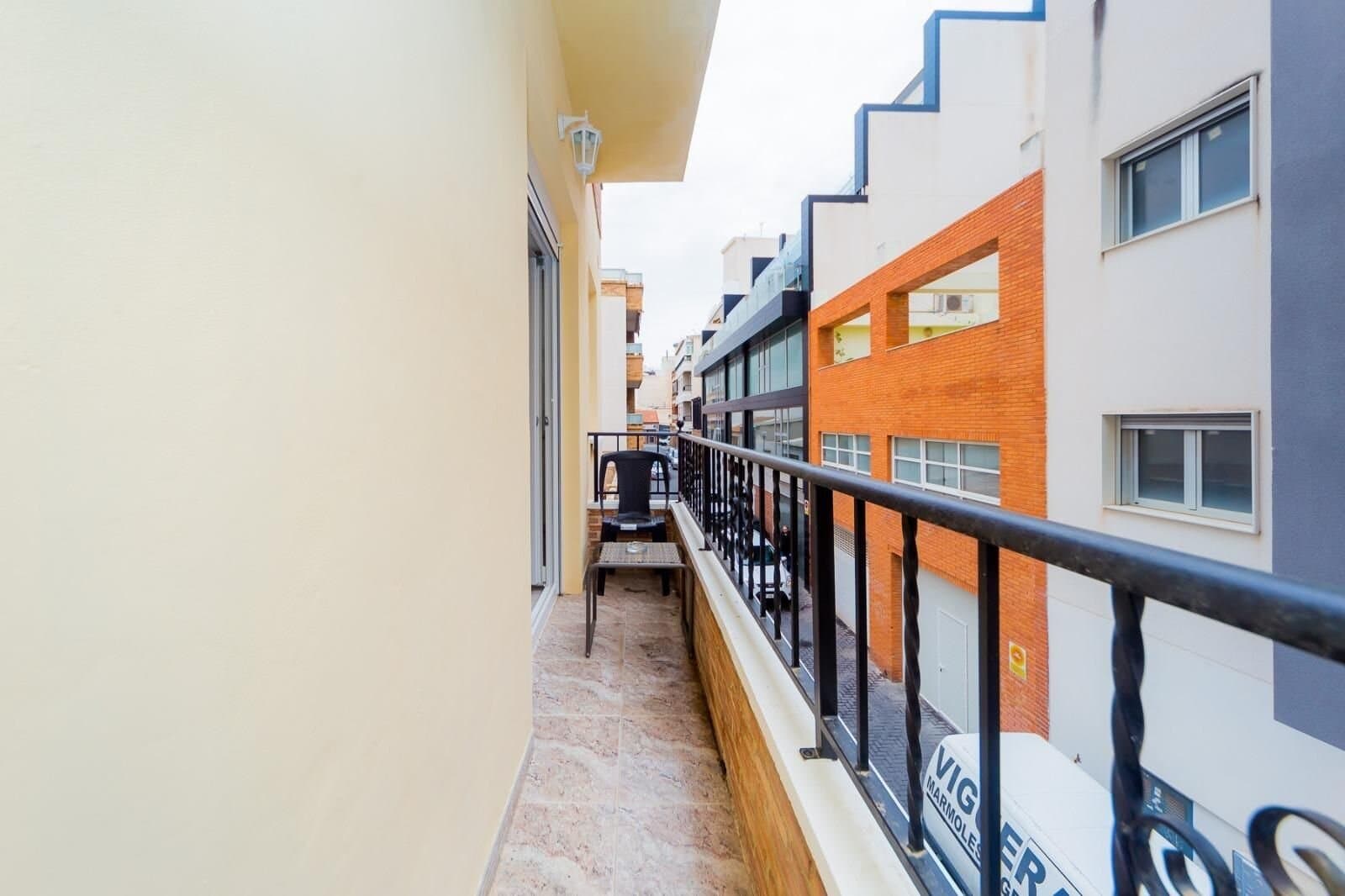 1-Bedroom Apartment in Torrevieja, Torrevieja - 20
