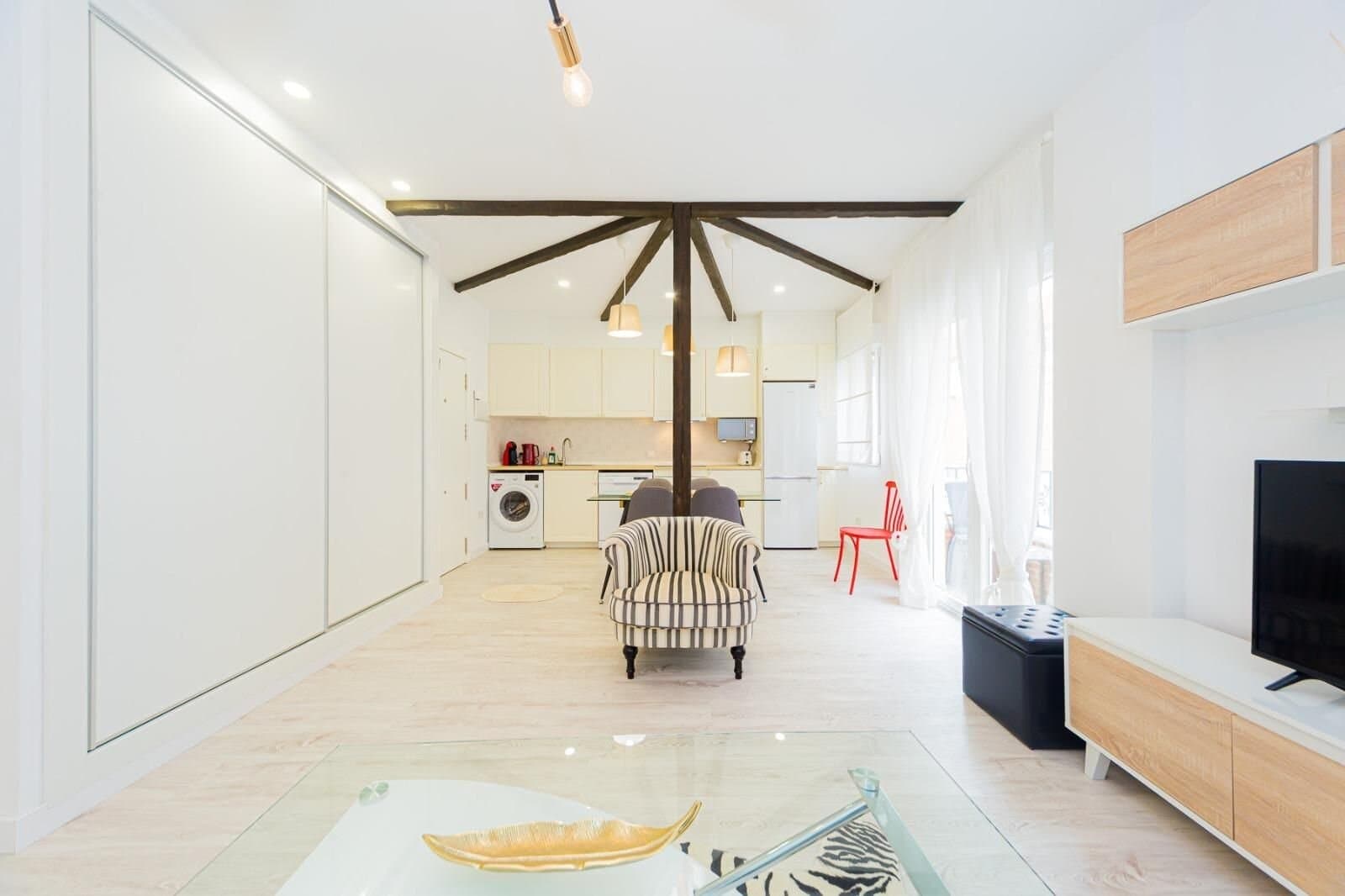 1-Bedroom Apartment in Torrevieja, Torrevieja - 9