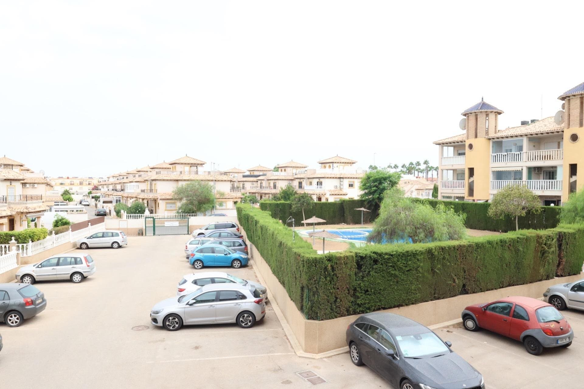 Apartamento de 2 Dormitorios en La Zenia, Orihuela Costa - 13