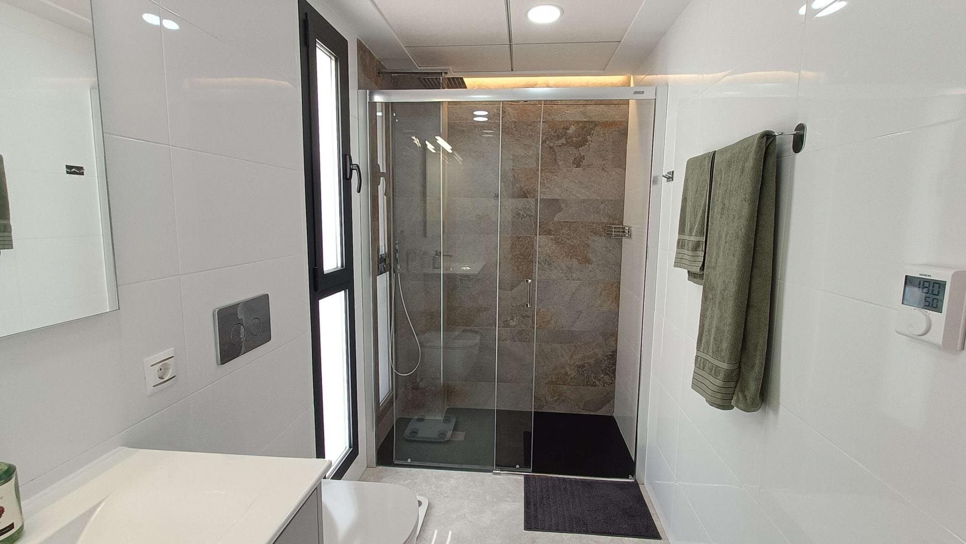 3-Bedroom Villa in Comunidad Valenciana, Algorfa - 25