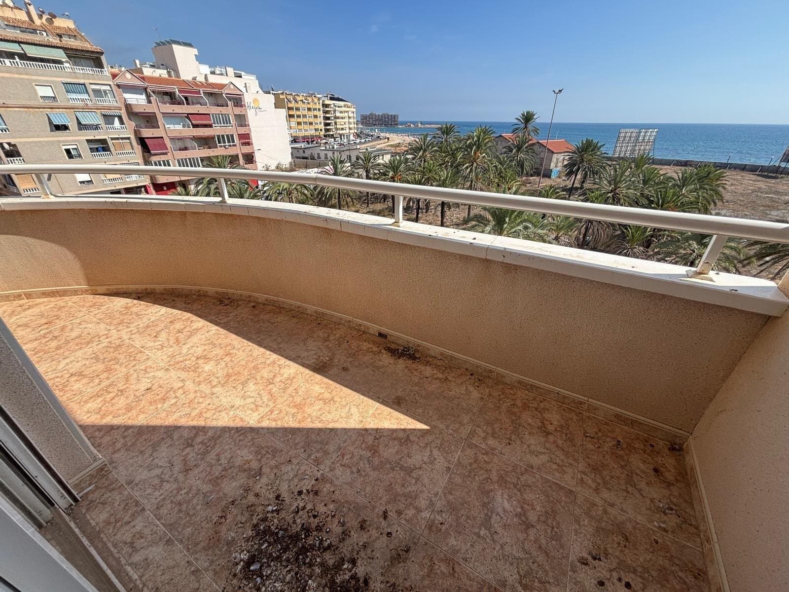 3-Bedroom Apartment in Playa del Cura, Torrevieja - 10