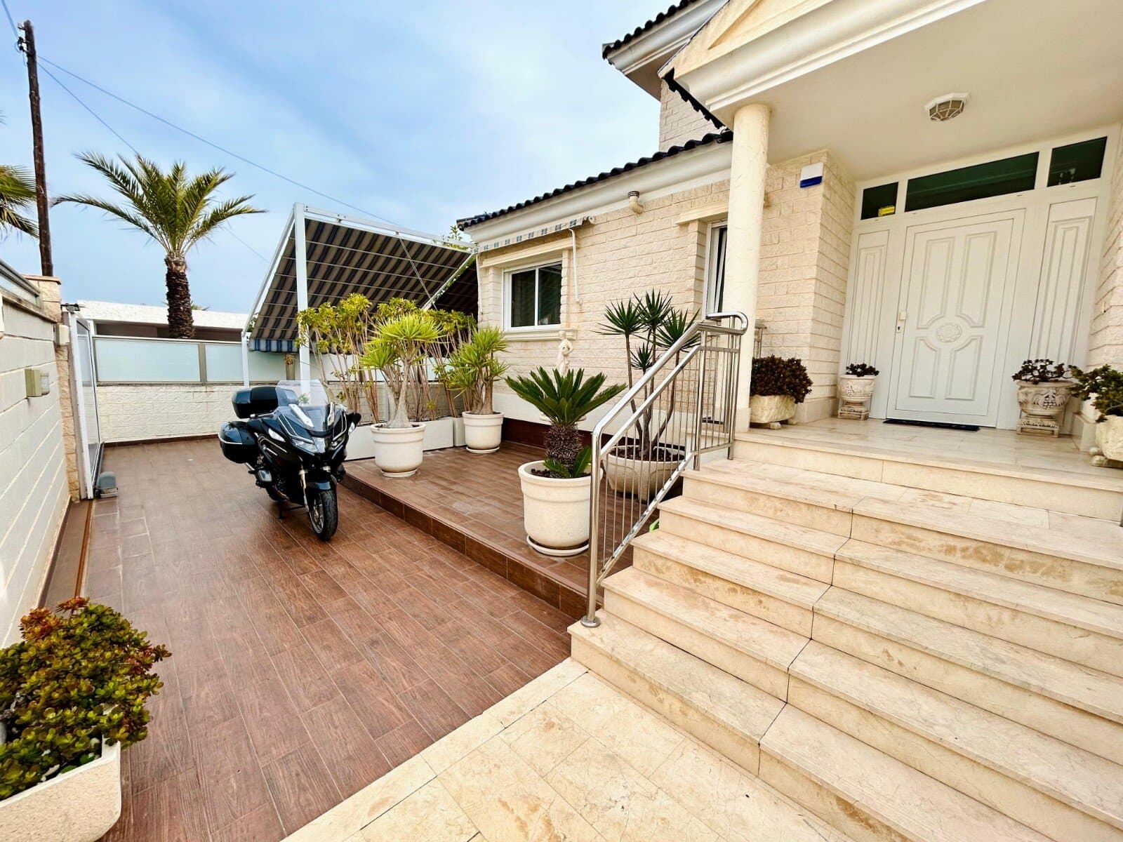 5-Bedroom Villa in Torre la Mata, Torrevieja - 9