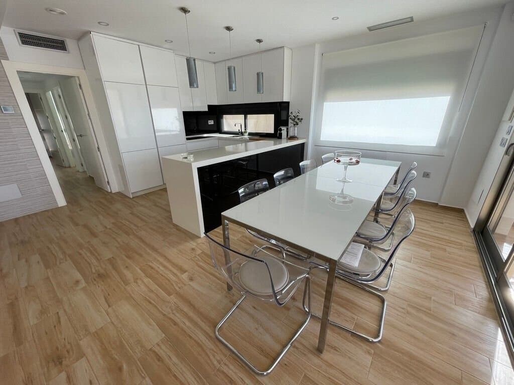 Villa de 6 Dormitorios en Islas Menores-Mar de Cristal, Cartagena - 4