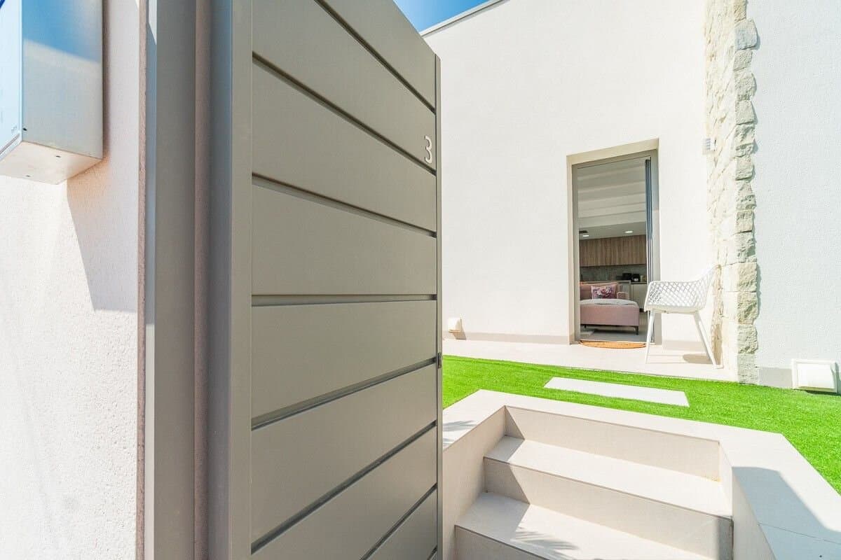 Villa de 3 Dormitorios en, San Miguel de Salinas - 21