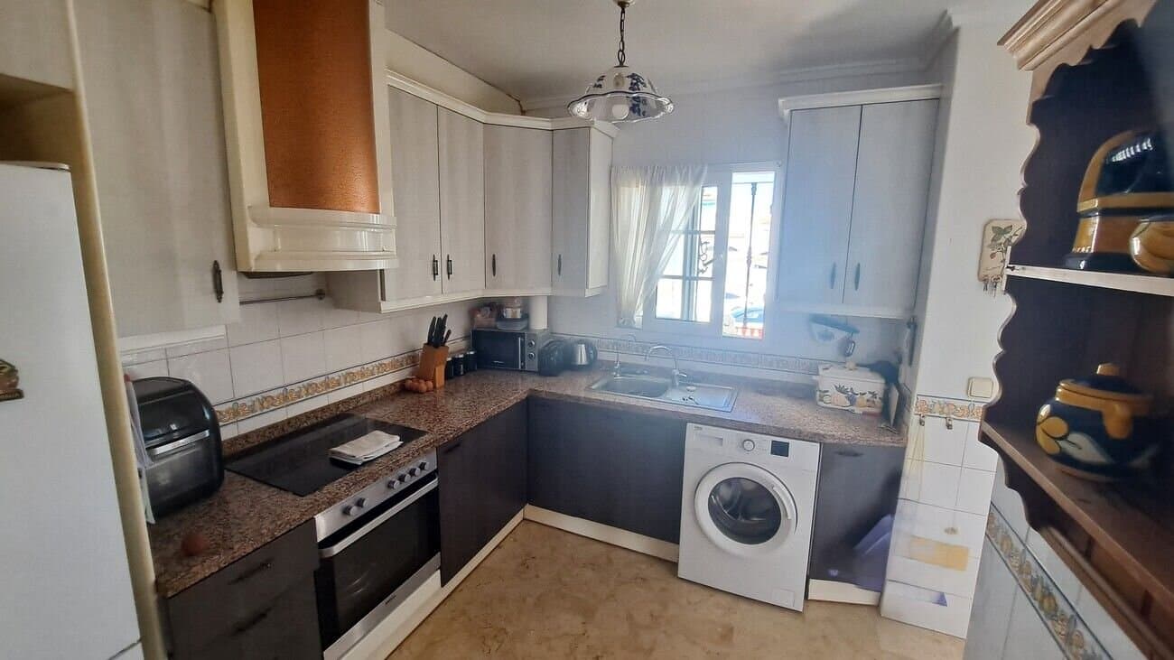 2-Bedroom House in Villamartín-las Filipinas, Orihuela Costa - 11