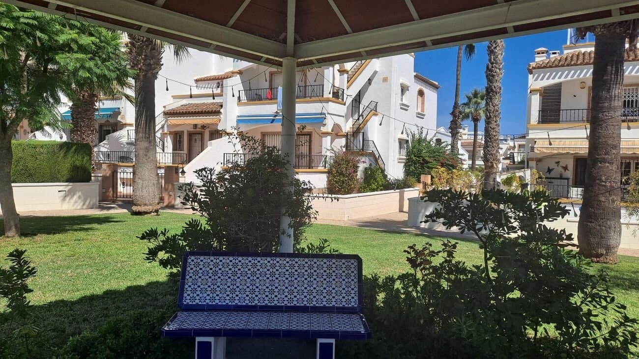 2-Bedroom House in Villamartín-las Filipinas, Orihuela Costa - 35