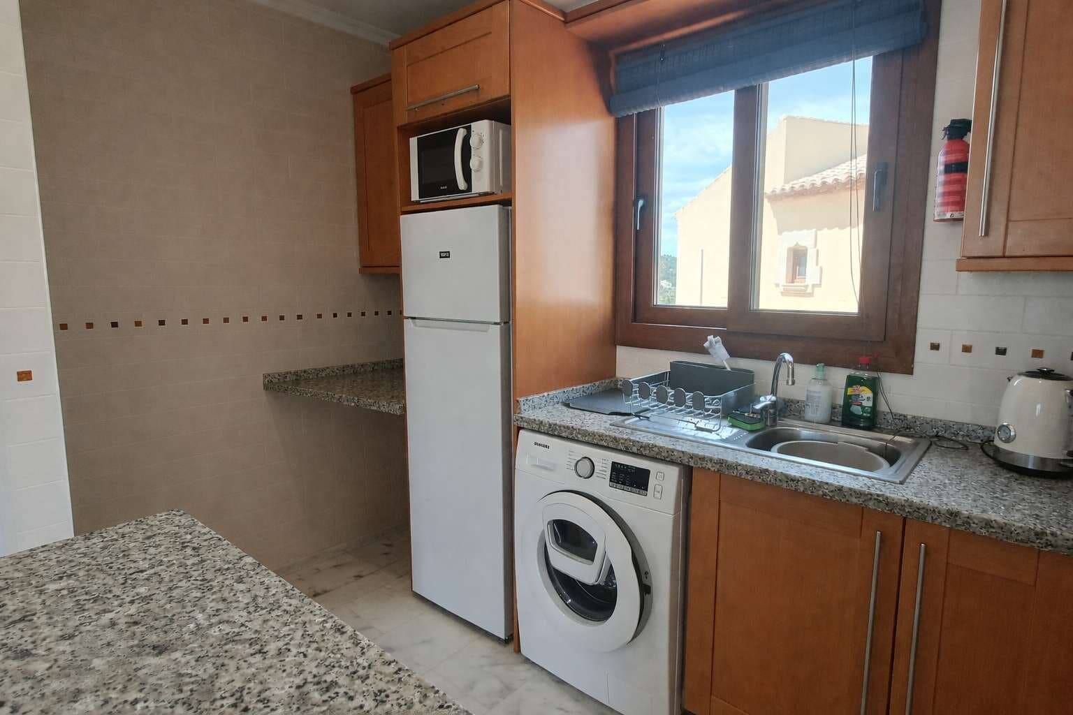 2-Bedroom Apartment in Comunidad Valenciana, Algorfa - 10