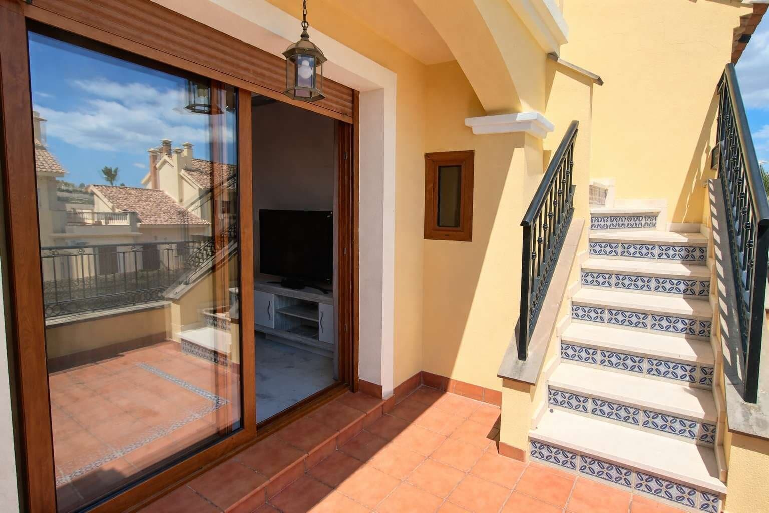 2-Bedroom Apartment in Comunidad Valenciana, Algorfa - 22