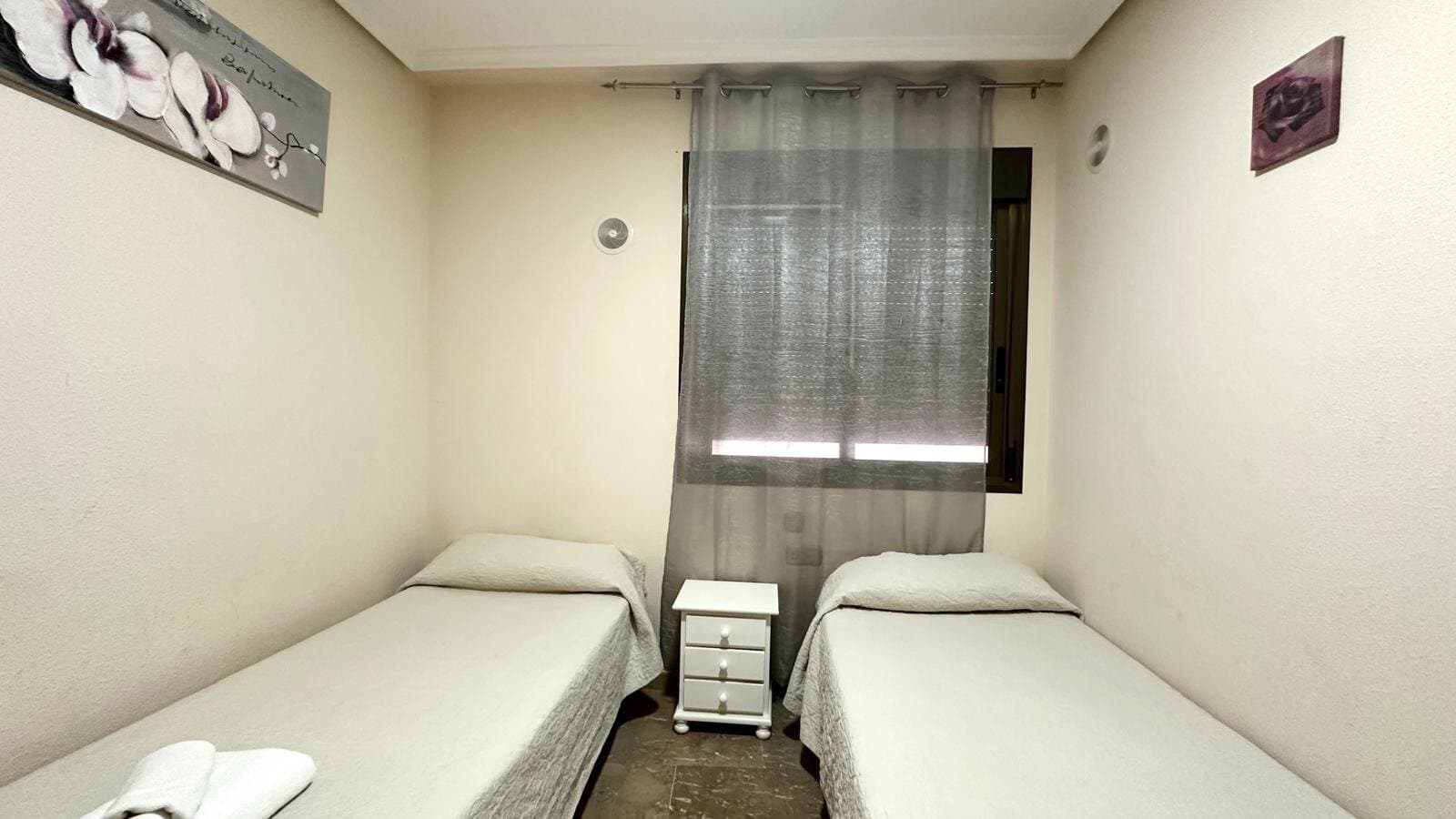3-Bedroom Apartment in Torrevieja, Torrevieja - 16